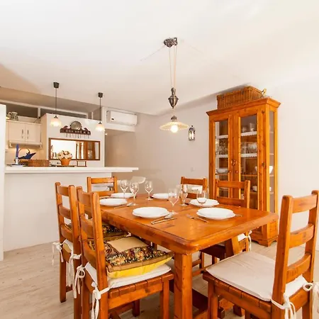 Apartament Oiza Castles 23 At Beach, Wifi And Aircon *